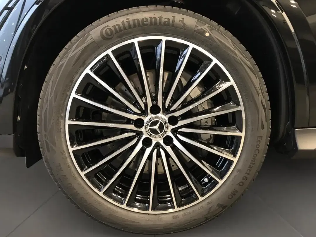 Mercedes-Benz GLC 220 4MATIC AMG MBUX - Thumbnail 8