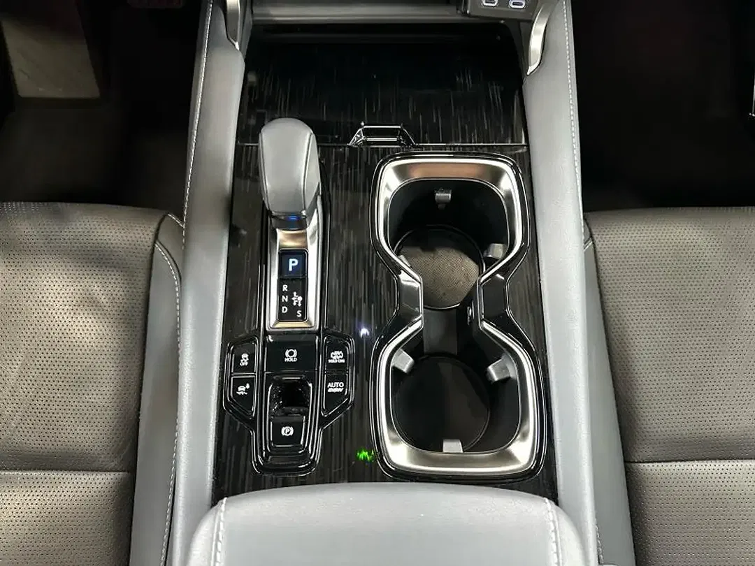 Lexus RX 450h Executive - Thumbnail 17