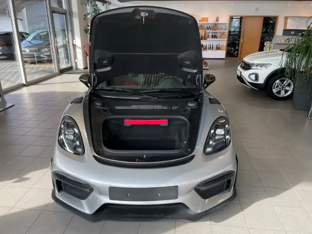 Porsche 718 Spyder RS - Thumbnail 10