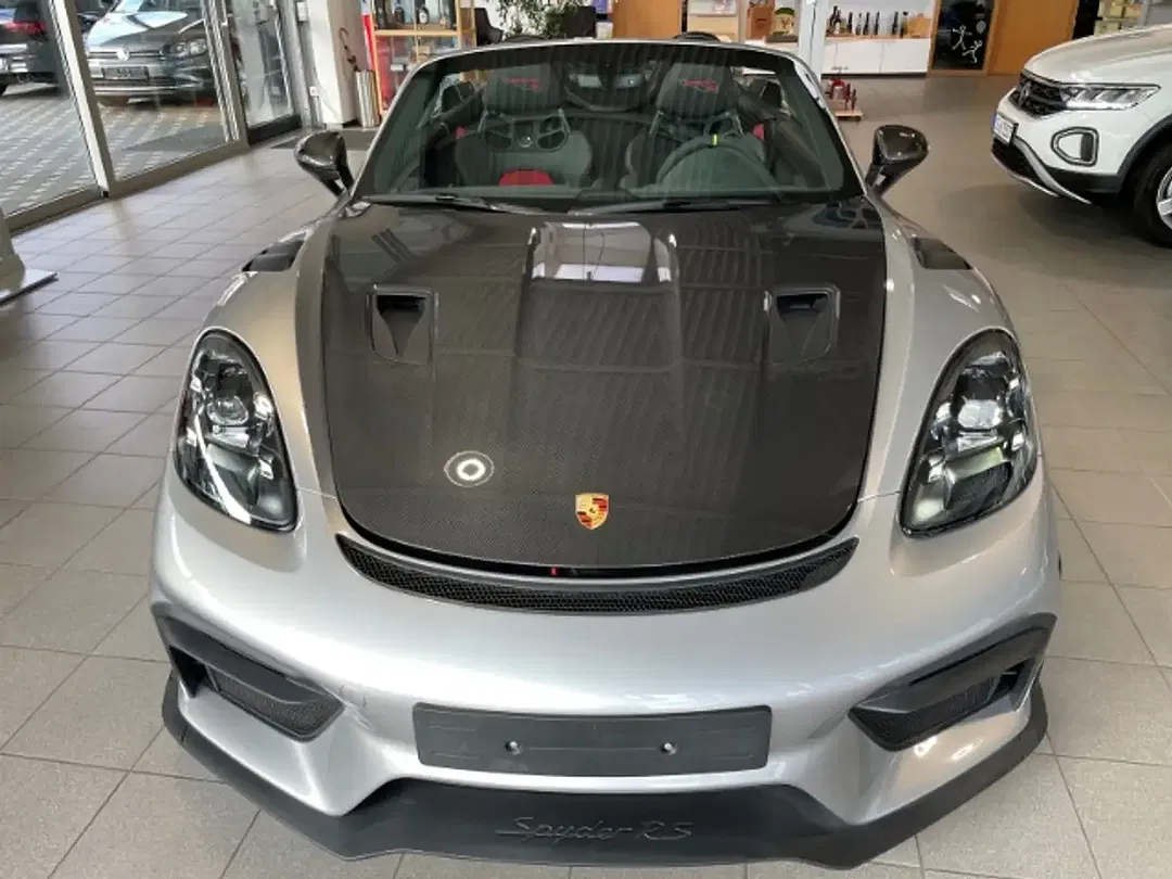 Porsche 718 Spyder RS - Thumbnail 9