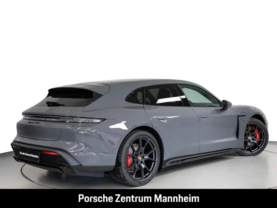 Porsche Taycan GTS Sport Turismo - Thumbnail 11