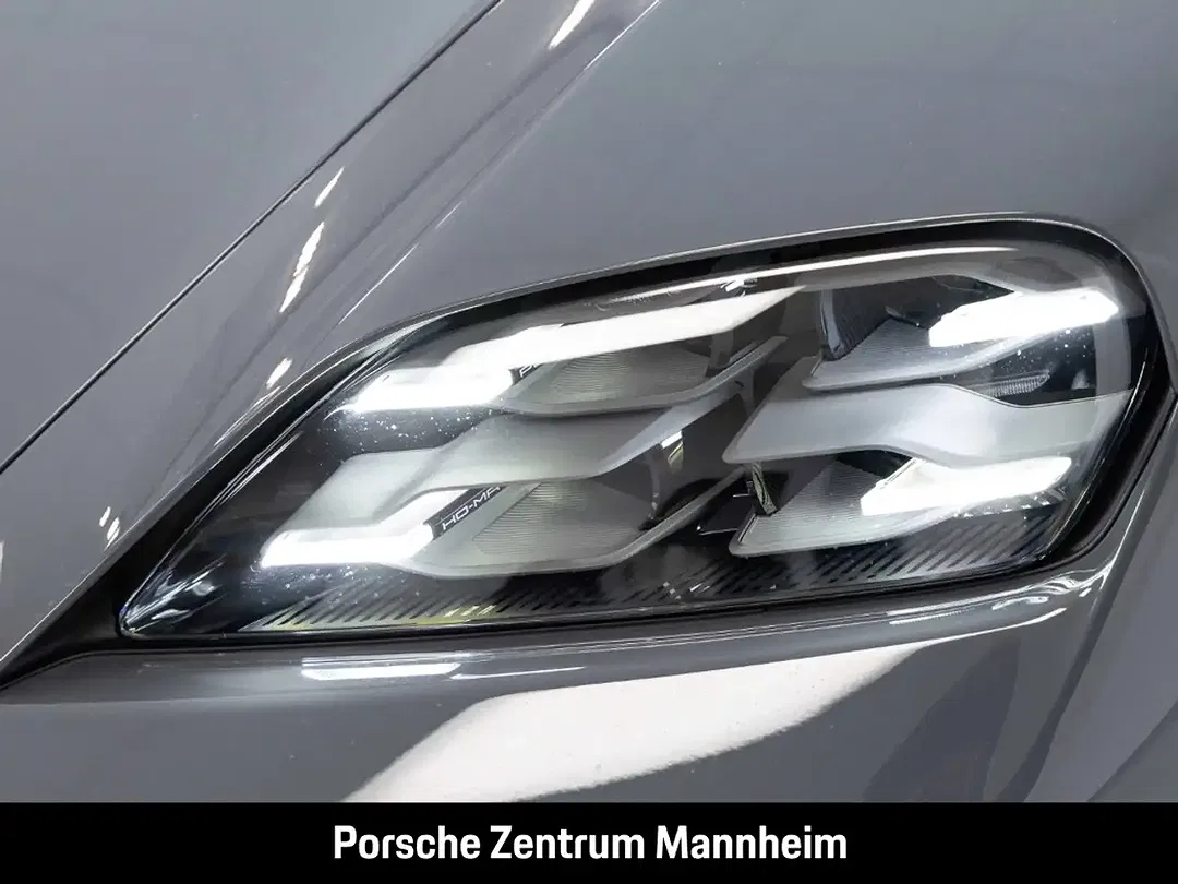 Porsche Taycan GTS Sport Turismo - Thumbnail 13
