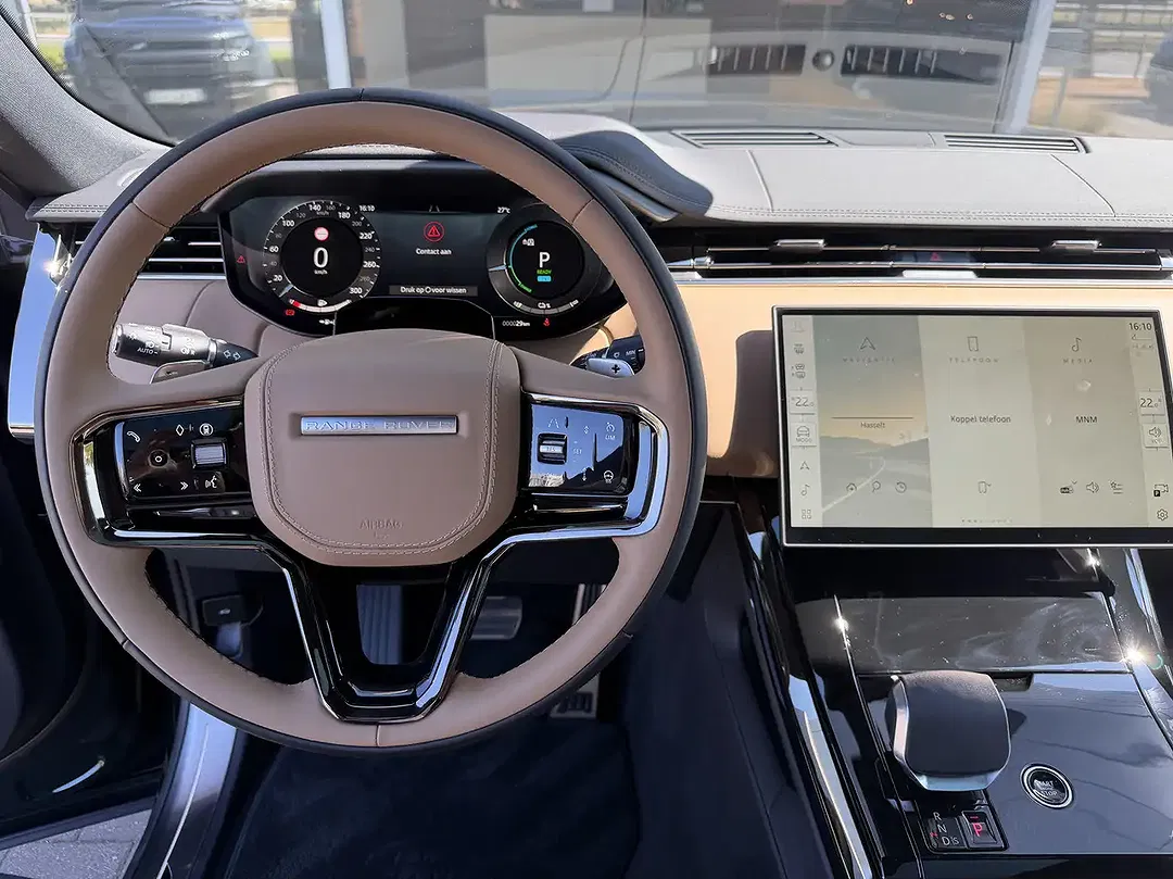 Land Rover Range Rover Sport 4x4 Dynamic SE - Thumbnail 8