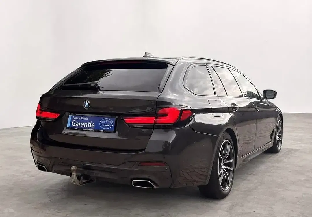 BMW 520 xDrive M Sport - Thumbnail 5