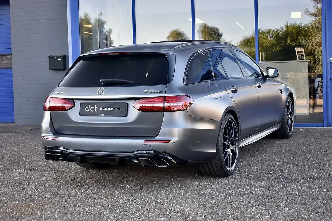Mercedes-Benz E 63 AMG 4MATIC+ Burmester - Thumbnail 4