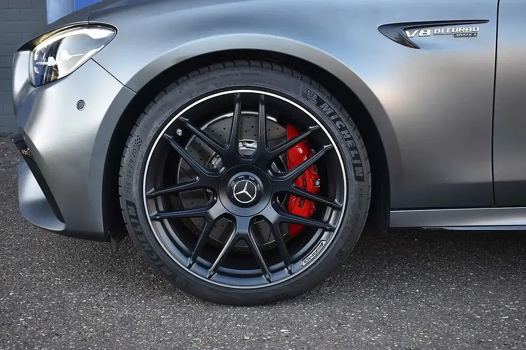 Mercedes-Benz E 63 AMG 4MATIC+ Burmester - Thumbnail 8