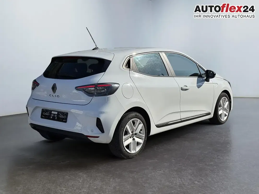 Renault Clio TCe Evolution - Thumbnail 5