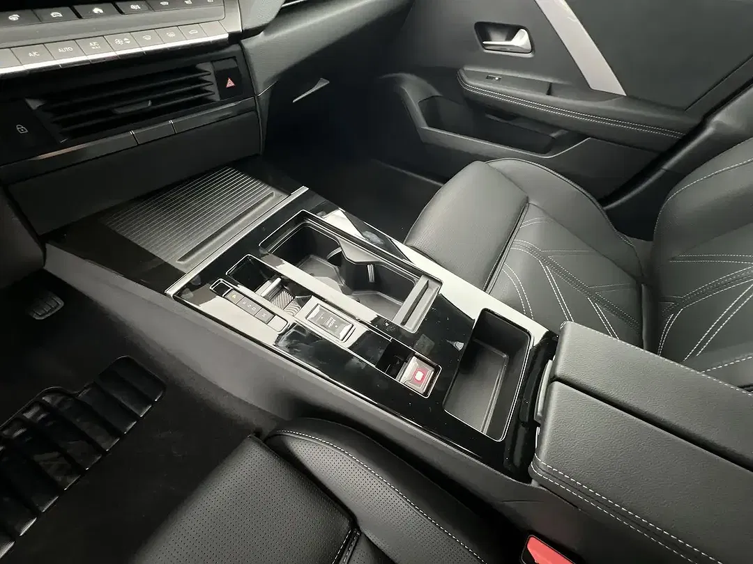 Opel Astra 1.2 GS - Thumbnail 14