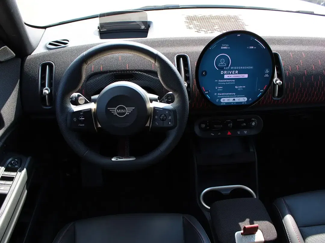 MINI Cooper Countryman E John Cooper Works - Thumbnail 10