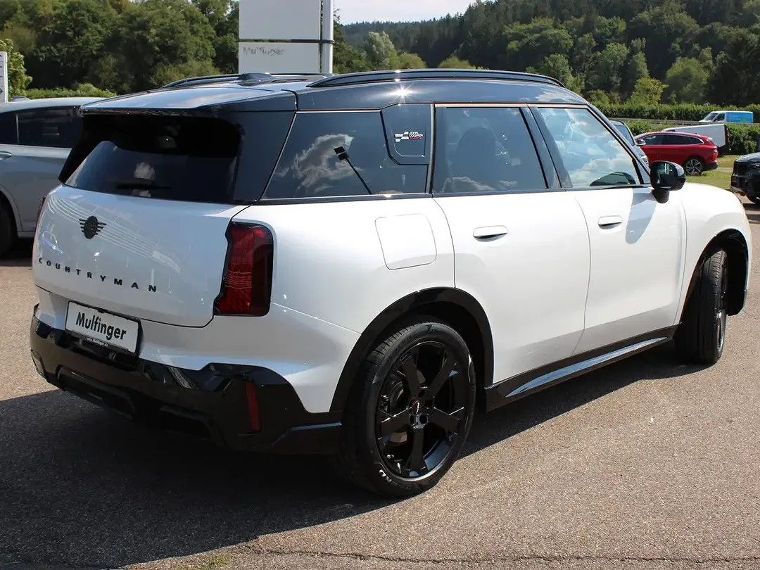 MINI Cooper Countryman E John Cooper Works - Thumbnail 4