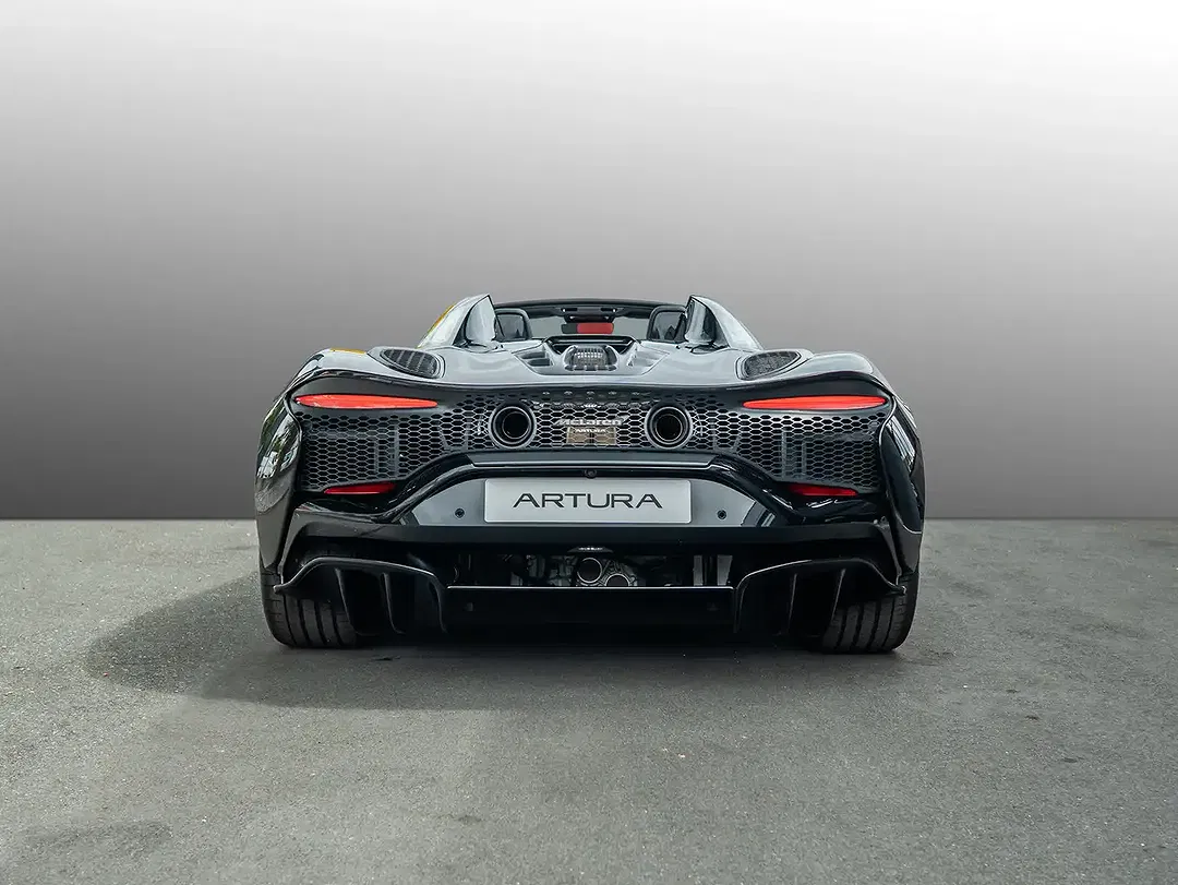 McLaren Artura - Thumbnail 5