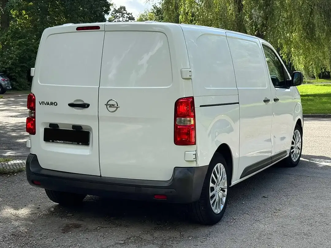 Opel Vivaro 120 L2 - Thumbnail 3