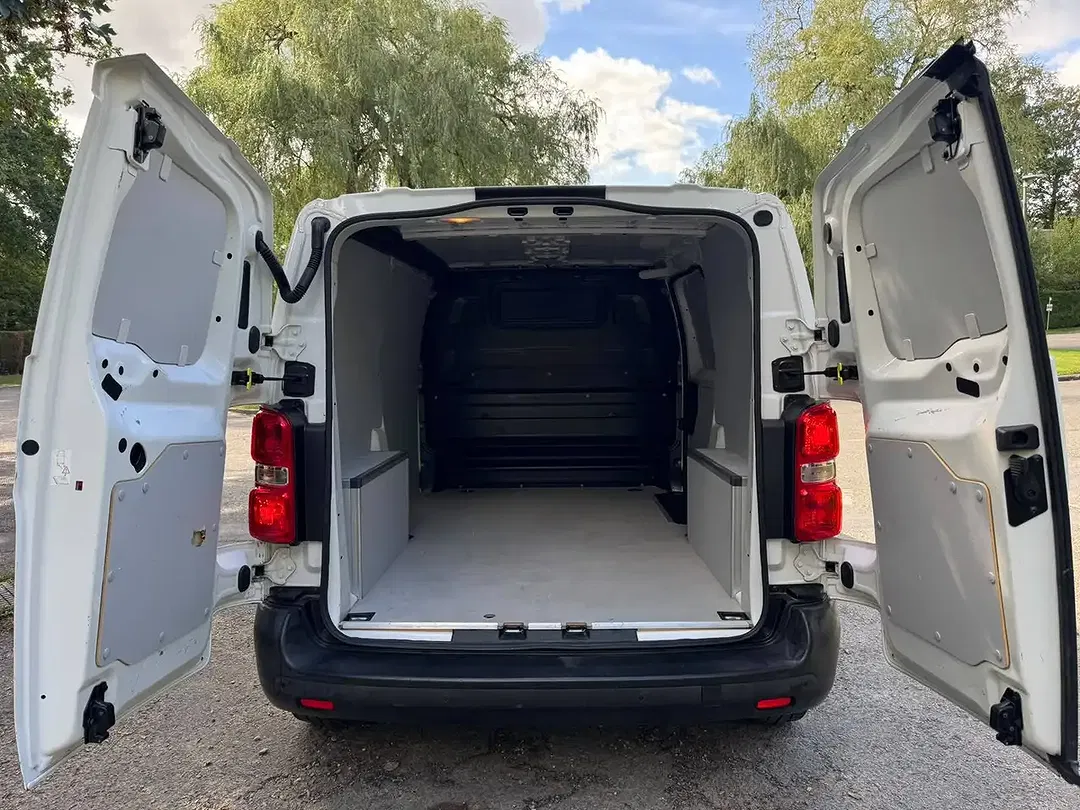 Opel Vivaro 120 L2 - Thumbnail 8