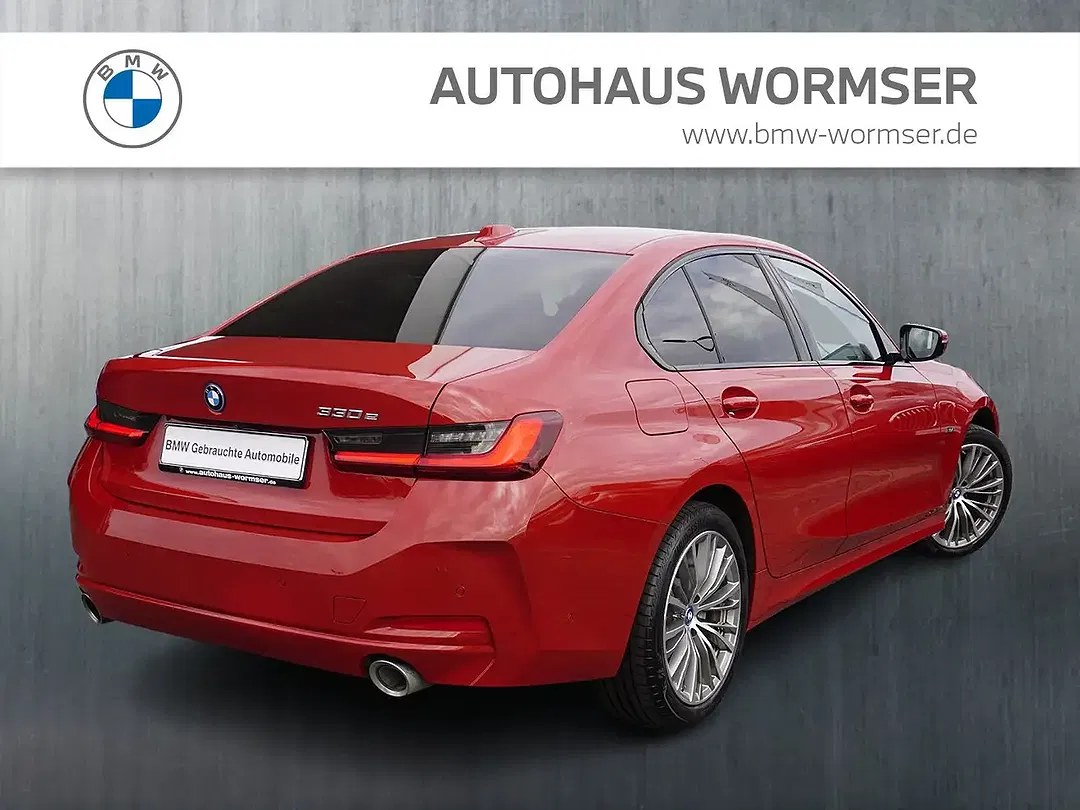 BMW 330 Sport Line - Thumbnail 2