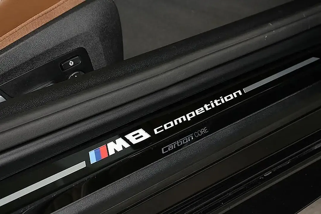 BMW M8 xDrive Competition Coupe - foto 8
