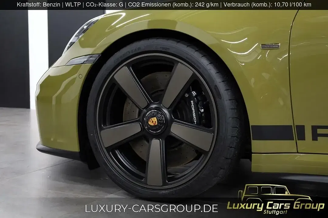 Porsche 992 Carrera GTS - Thumbnail 14