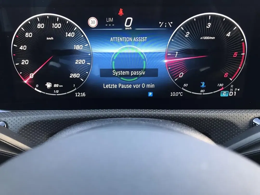Mercedes-Benz CLA 220 AMG MBUX - Thumbnail 9