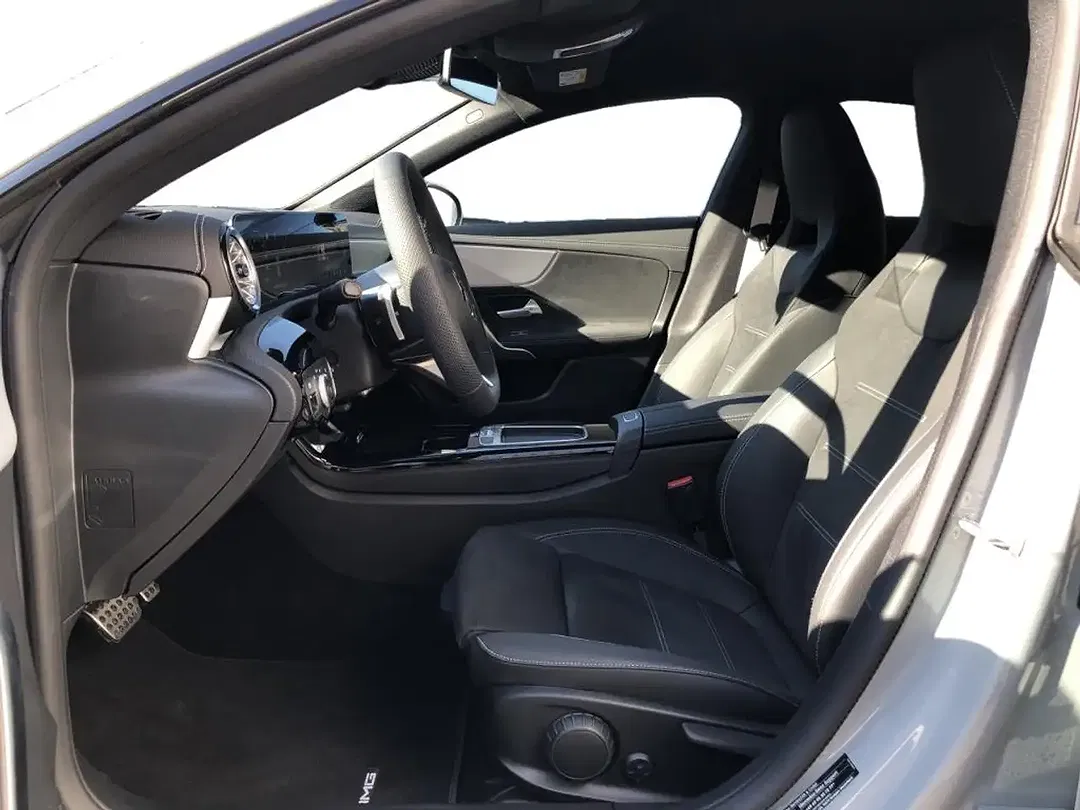 Mercedes-Benz CLA 220 AMG MBUX - Thumbnail 5