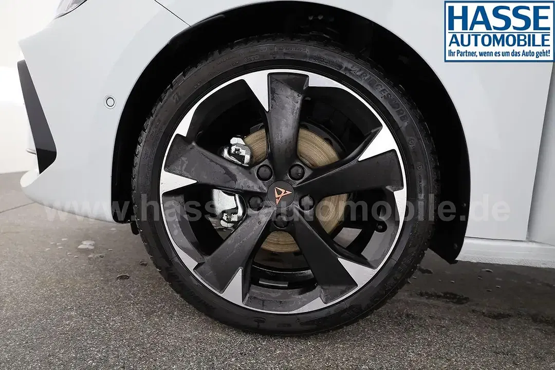 CUPRA Leon 1.5 eTSI DSG Sportstourer - Thumbnail 12