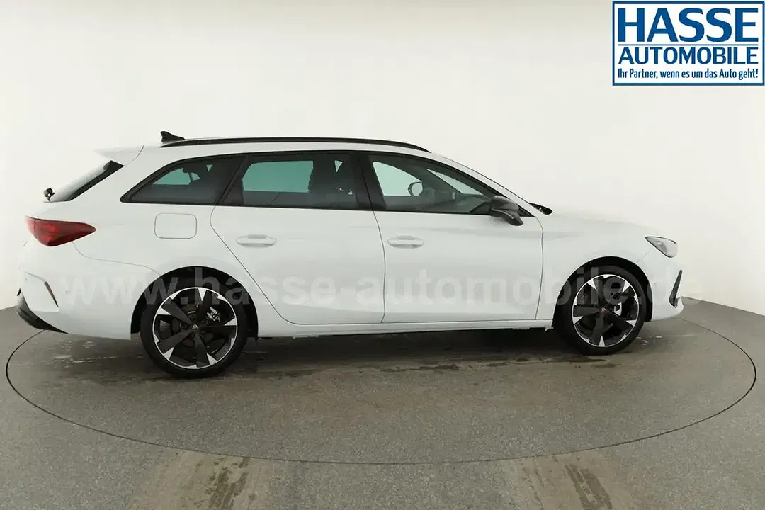 CUPRA Leon 1.5 eTSI DSG Sportstourer - Thumbnail 18