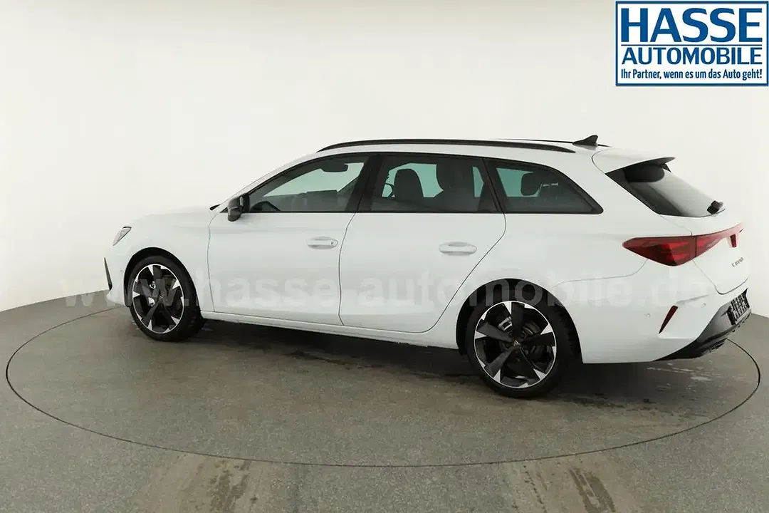 CUPRA Leon 1.5 eTSI DSG Sportstourer - Thumbnail 33