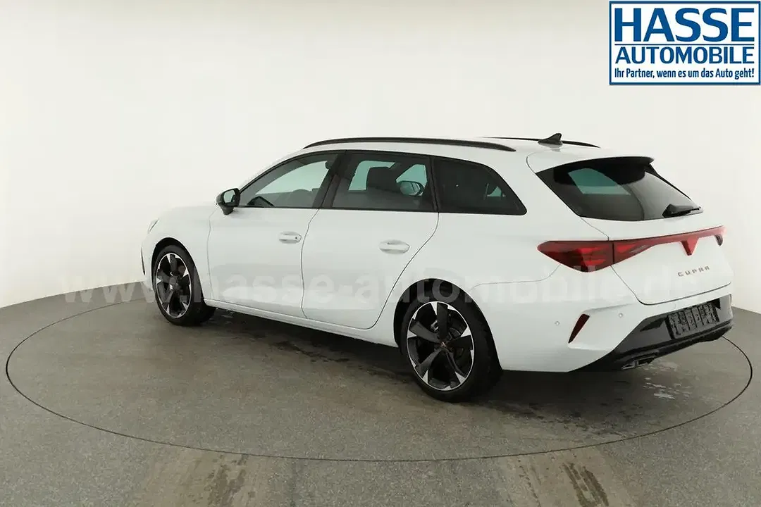 CUPRA Leon 1.5 eTSI DSG Sportstourer - Thumbnail 34