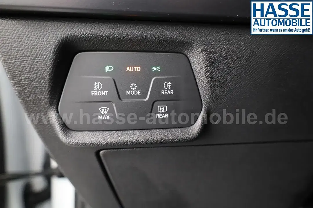 CUPRA Leon 1.5 eTSI DSG Sportstourer - Thumbnail 7
