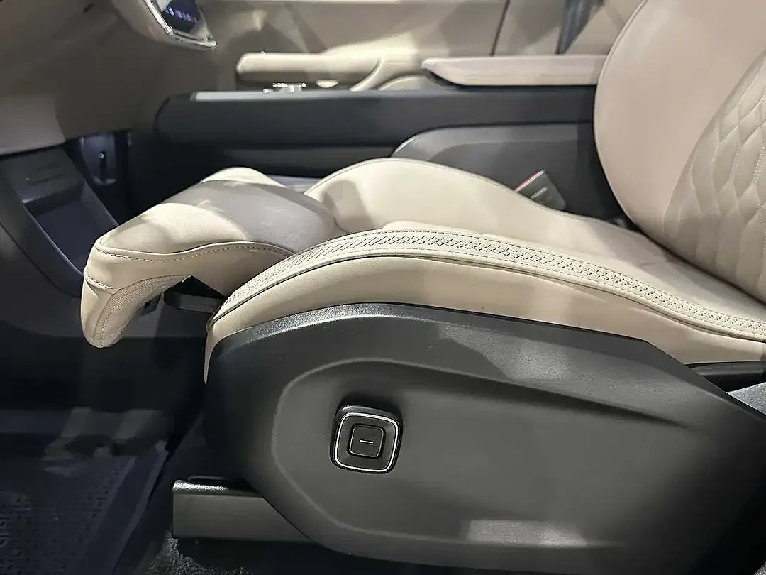 Volvo EX90 AWD Twin Motor Ultra - Thumbnail 9