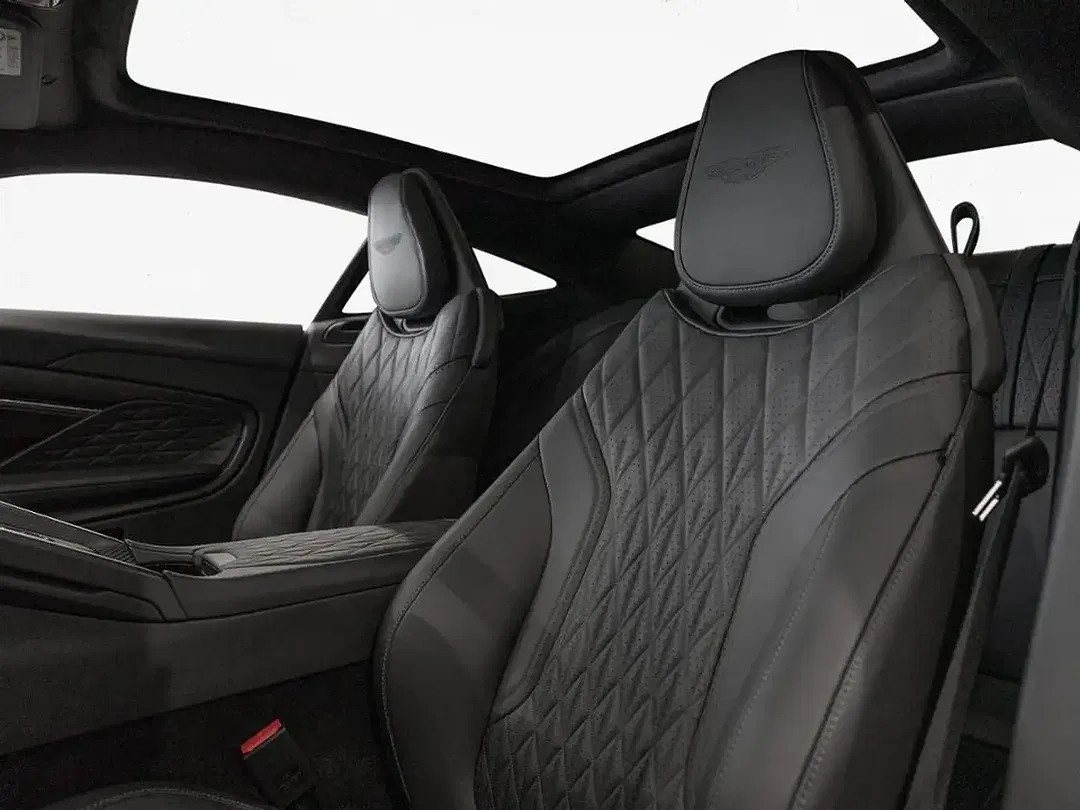 Aston Martin DB12 Coupe - Thumbnail 11