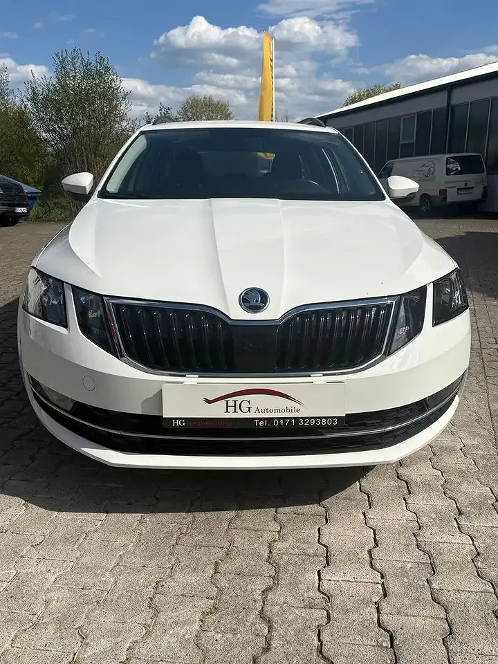 Skoda Octavia 1.5 TSI ACT Combi Style - Thumbnail 3