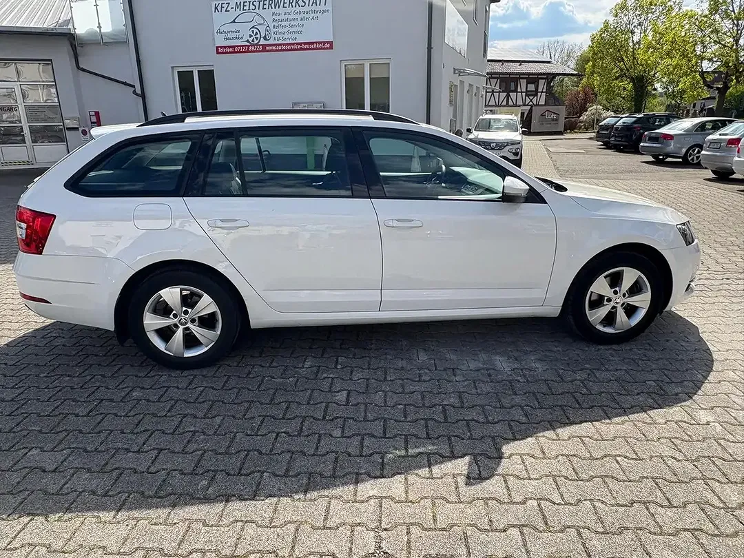 Skoda Octavia 1.5 TSI ACT Combi Style - Thumbnail 7