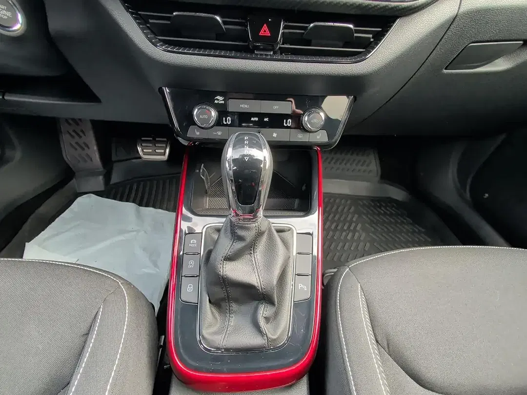 Skoda Fabia 1.0 TSI DSG Monte Carlo - Thumbnail 13