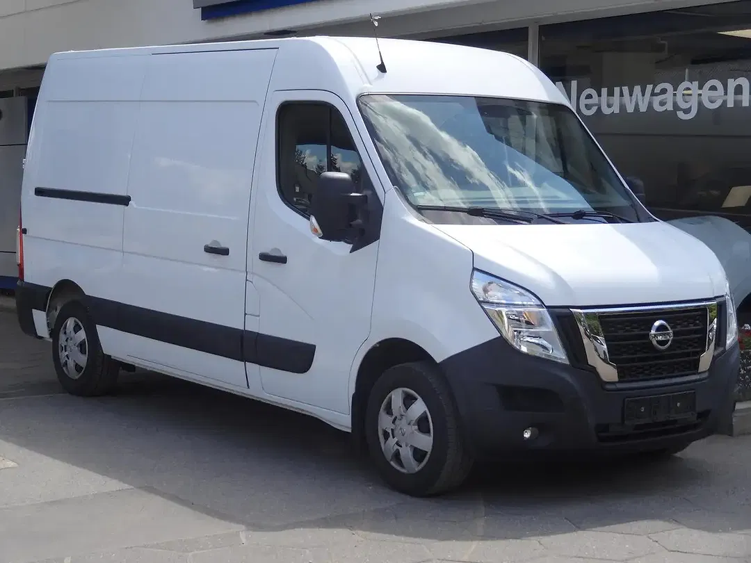 Nissan Interstar L2H2 - Thumbnail 3