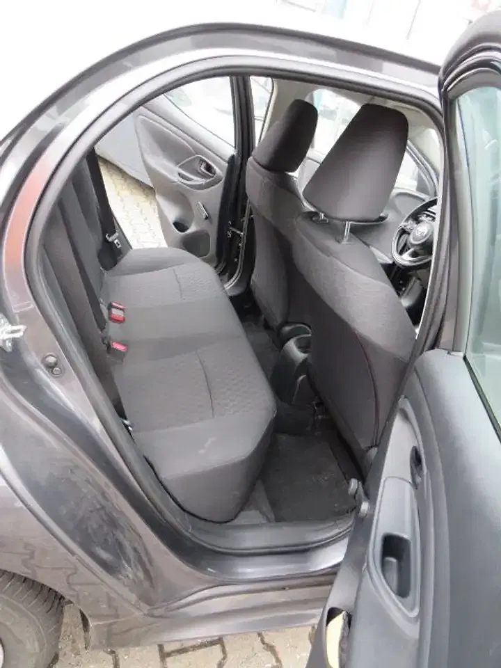 Toyota Yaris Comfort - Thumbnail 14