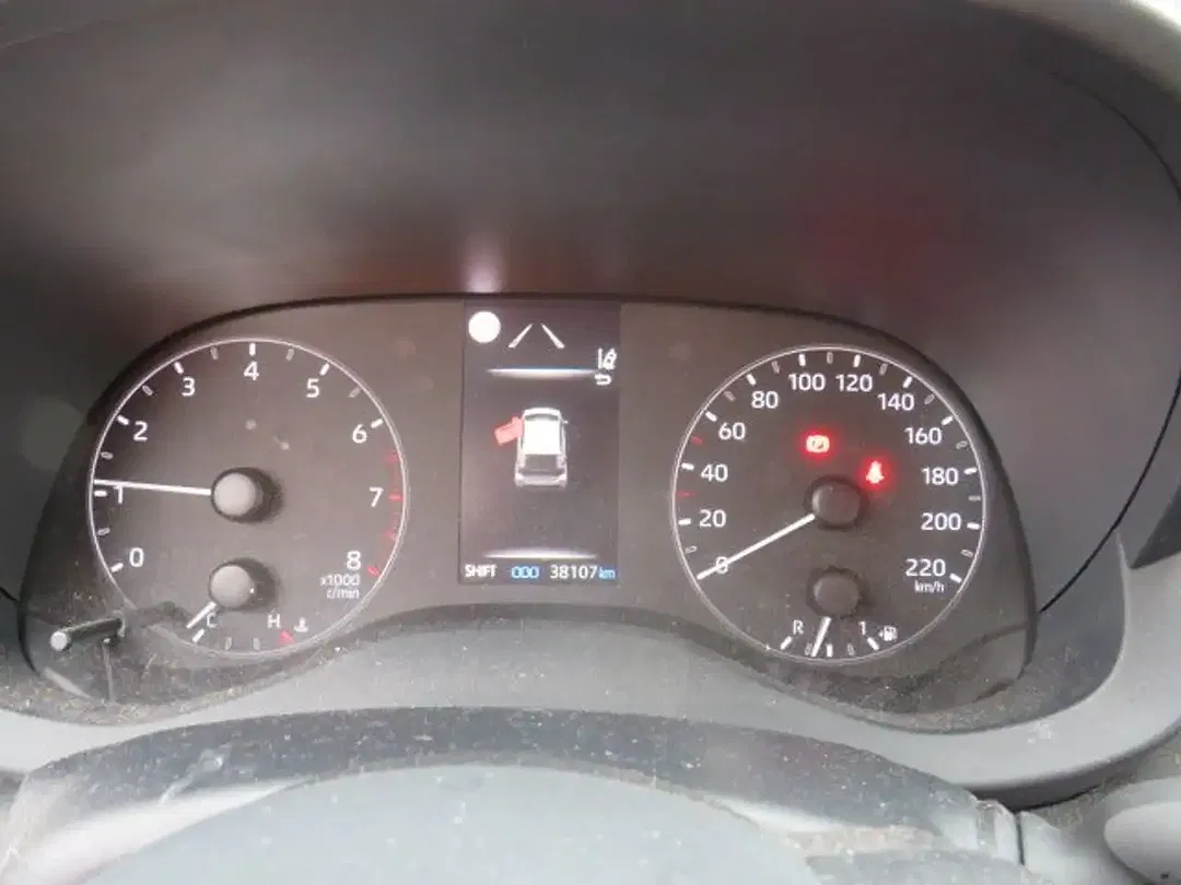 Toyota Yaris Comfort - Thumbnail 4