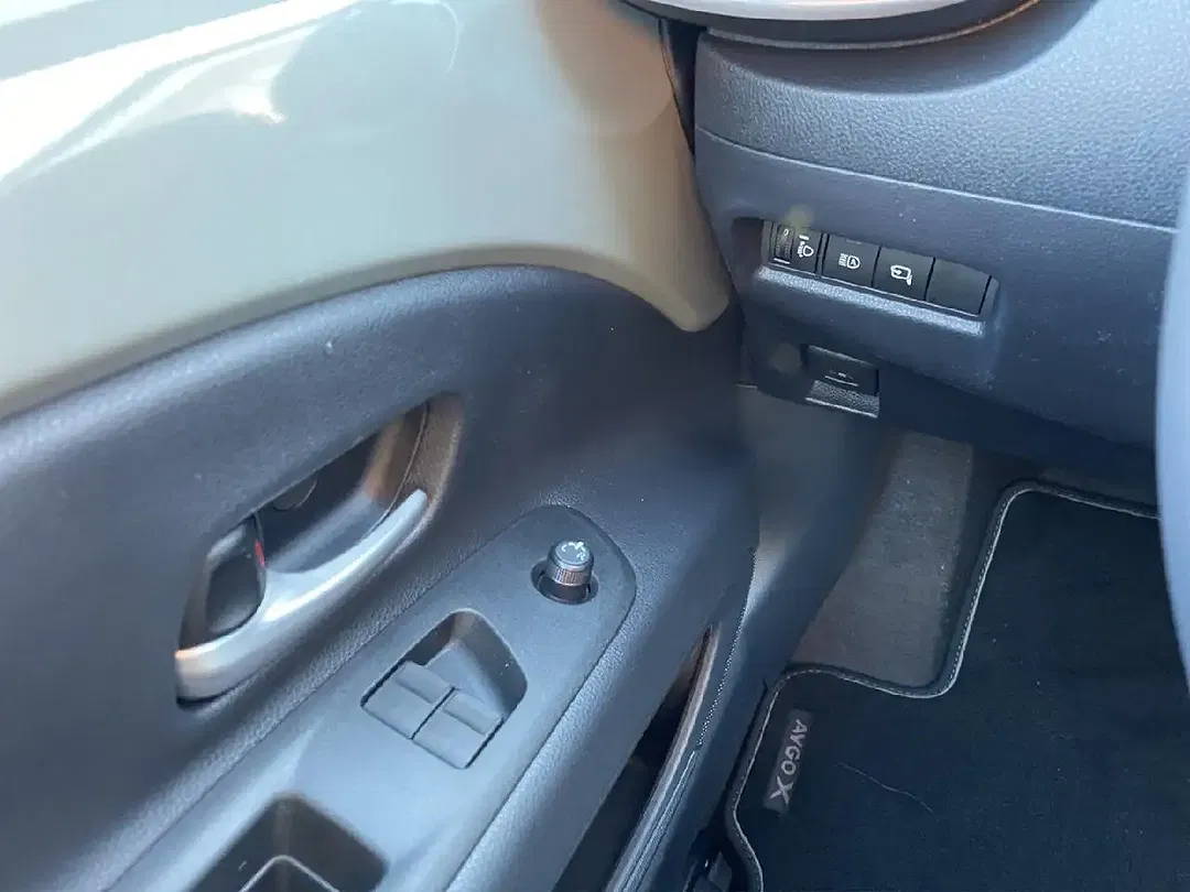 Toyota Aygo Hybrid Teamplayer - foto 13