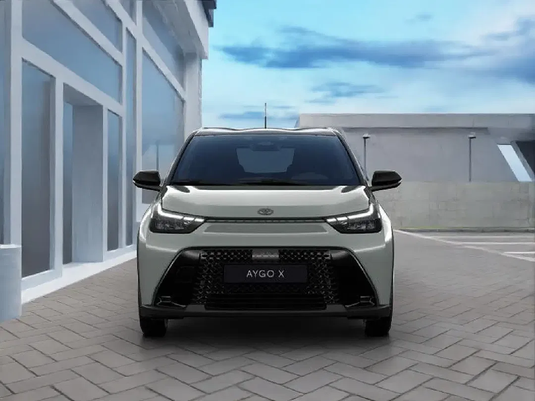 Toyota Aygo Hybrid Teamplayer - Thumbnail 5