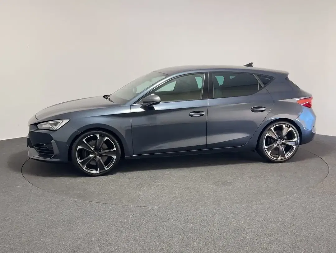 CUPRA Leon 2.0 TSI DSG VZ - Thumbnail 4