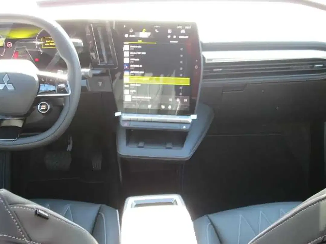 Mitsubishi Eclipse Cross Diamant Top - Thumbnail 11