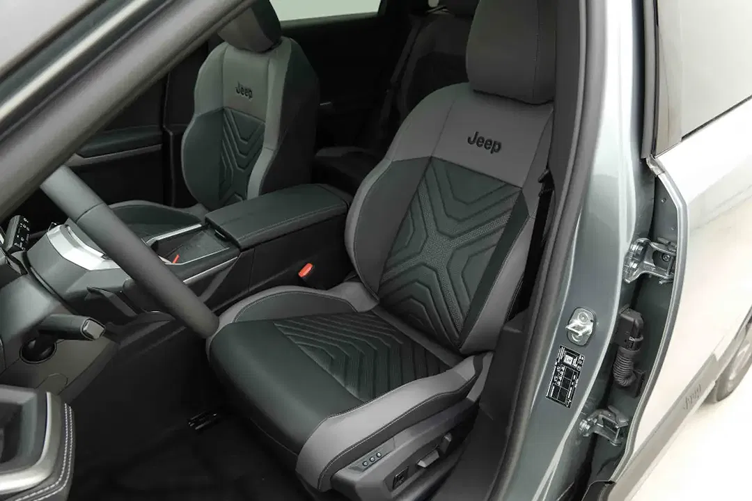 Jeep Compass e-Hybrid Edition - Thumbnail 7