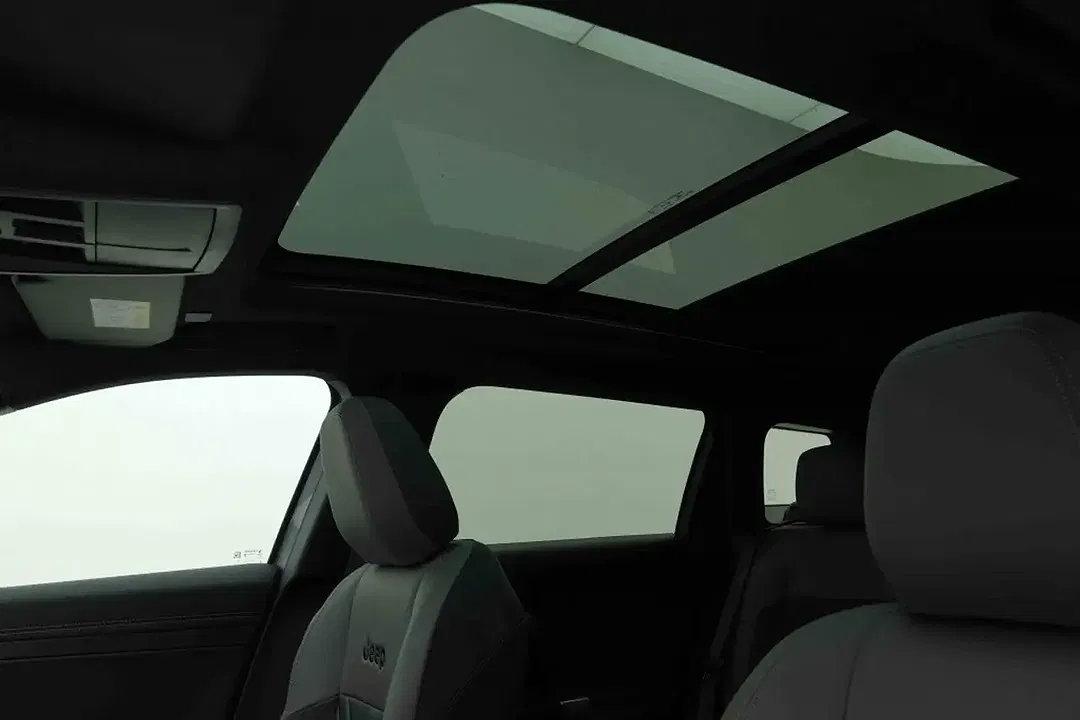 Jeep Compass e-Hybrid Edition - Thumbnail 9