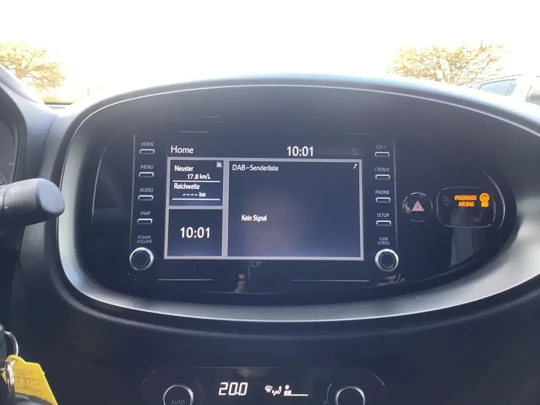 Toyota Aygo Air Active - Thumbnail 10