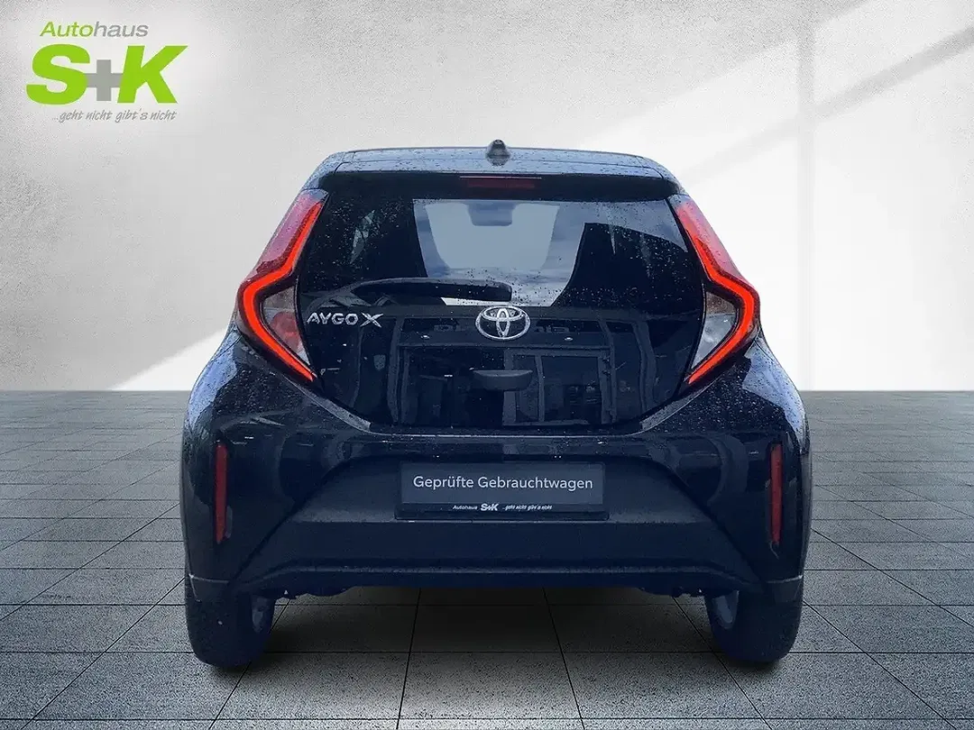 Toyota Aygo Air Active - Thumbnail 3