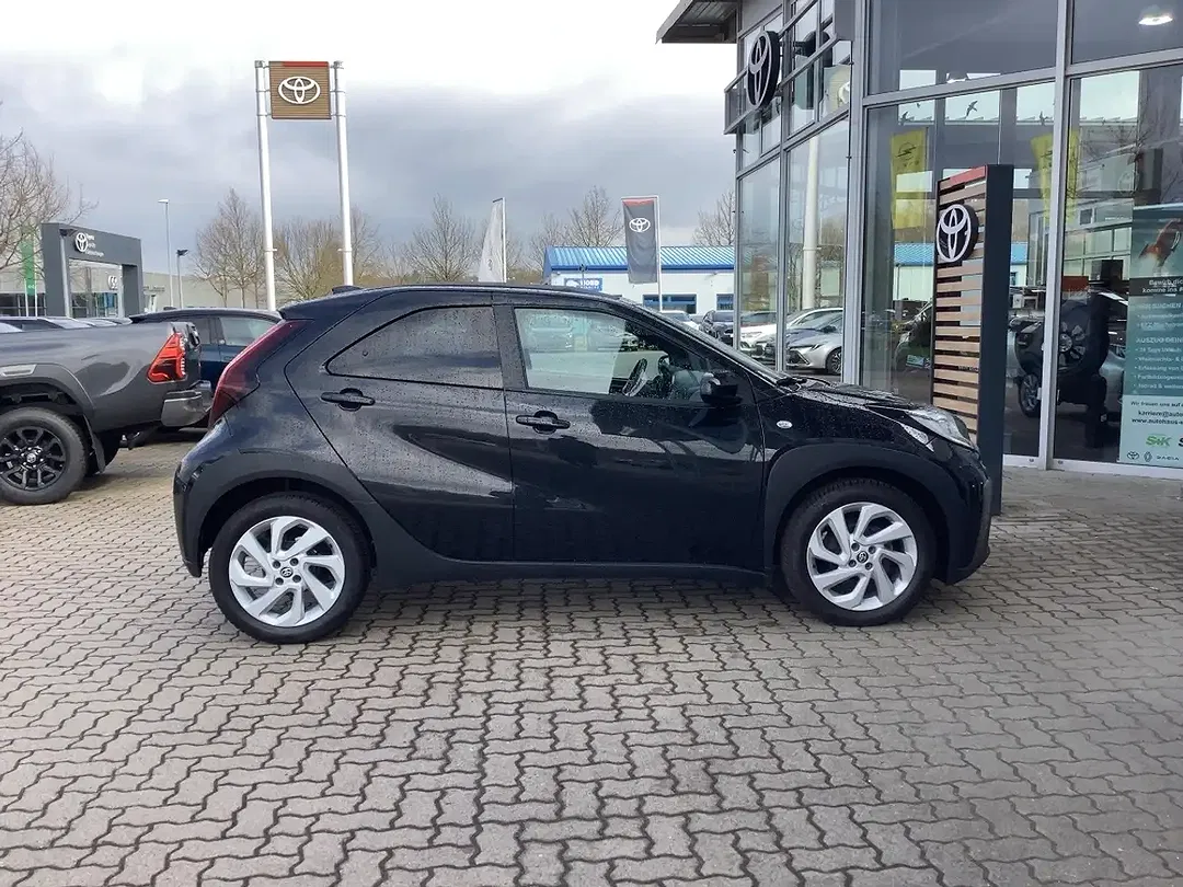 Toyota Aygo Air Active - Thumbnail 5