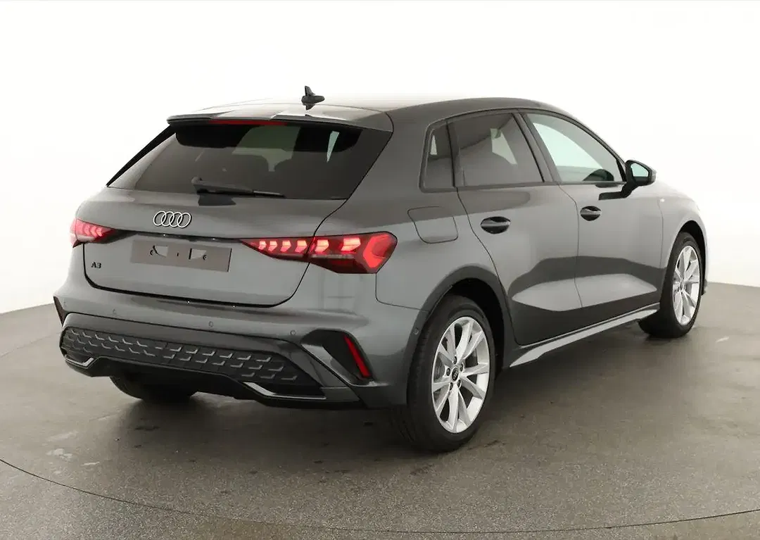 Audi A3 35 TFSI S tronic Matrix LED Sportback S line - Thumbnail 3