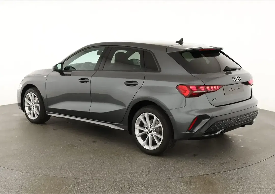 Audi A3 35 TFSI S tronic Matrix LED Sportback S line - Thumbnail 4