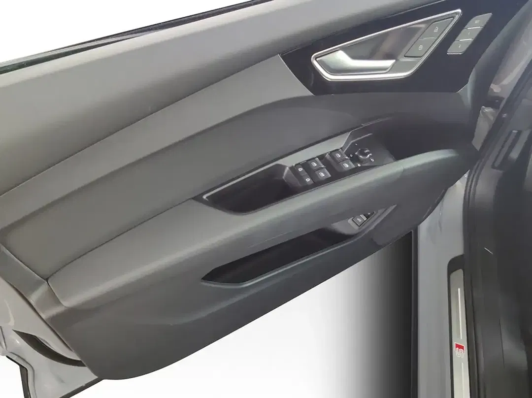 Audi e-tron Matrix LED S line - foto 13