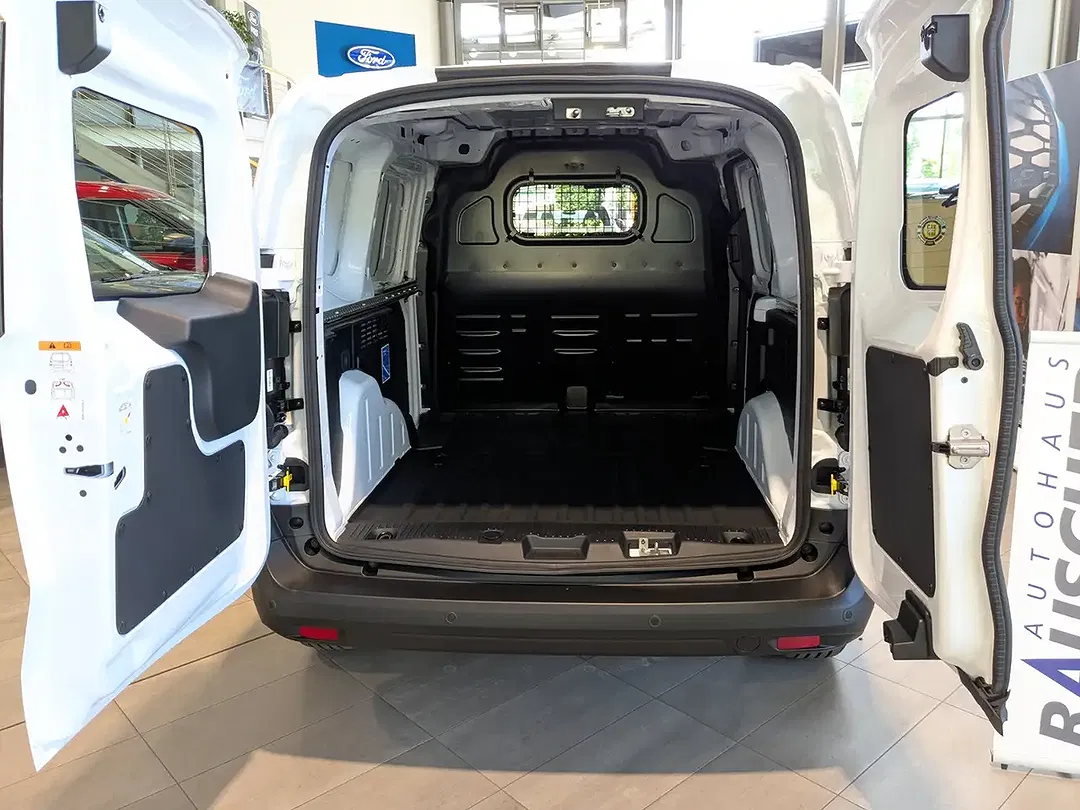 Ford Transit Courier Limited - Thumbnail 4