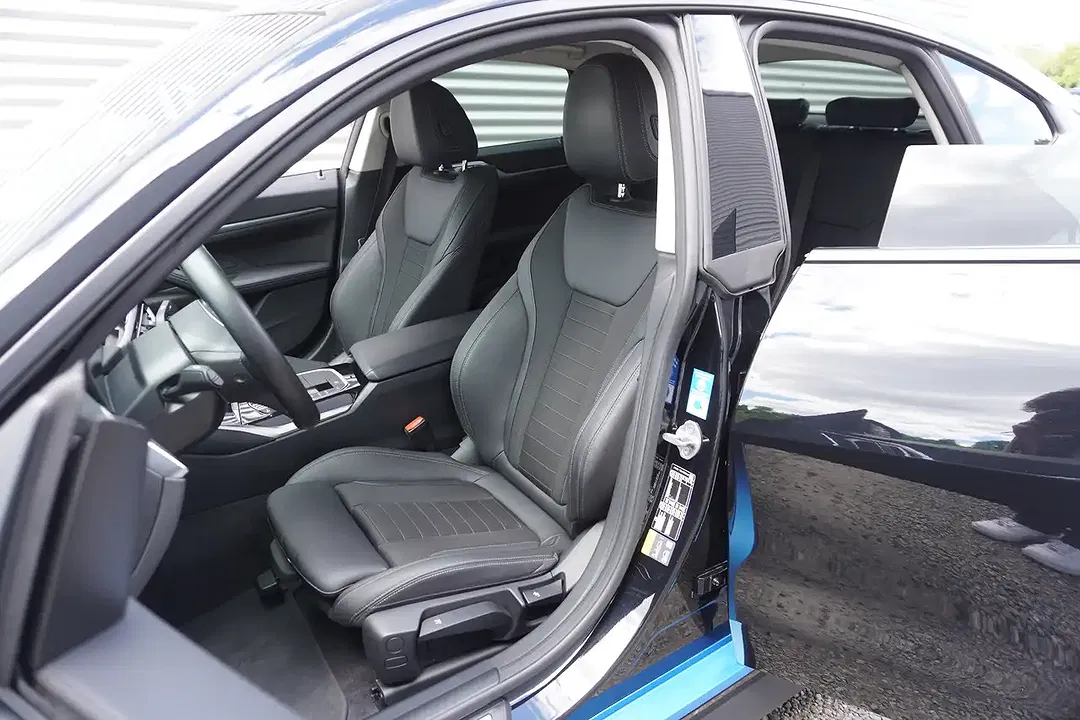 BMW i4 eDrive - foto 8