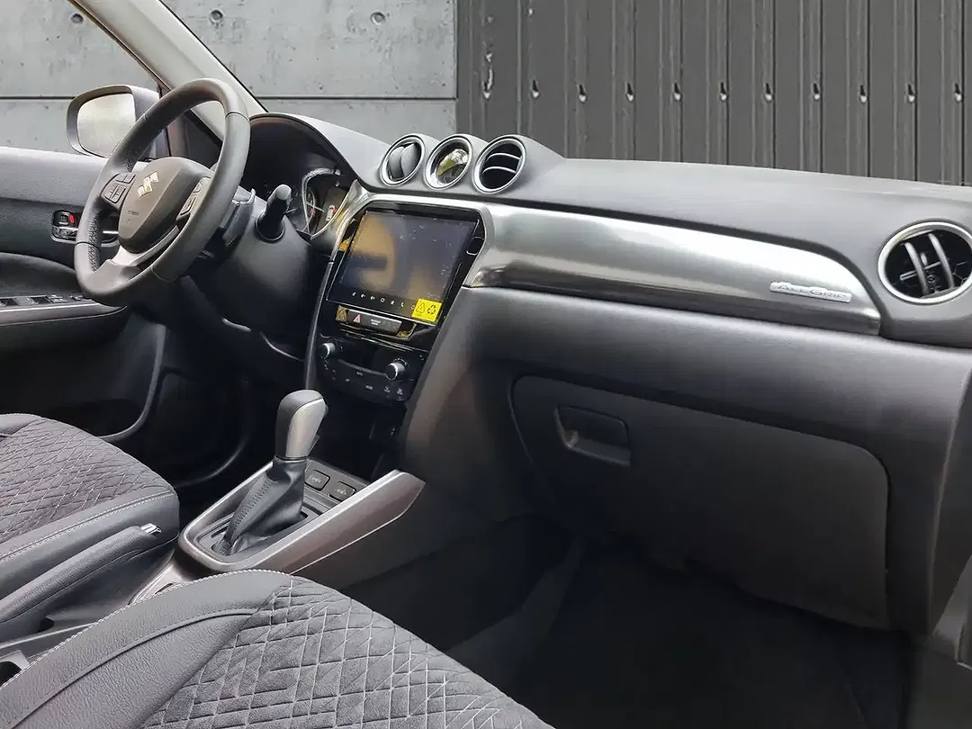 Suzuki Vitara Hybrid 1.4 BOOSTERJET Comfort+ - Thumbnail 14